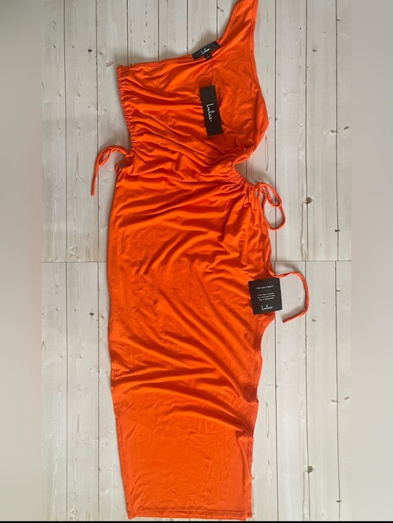 Lulus Dresses & Skirts - Lulu's One-Shoulder Orange Side Cut-Out Midi Dress
